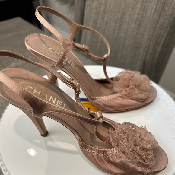 Chanel shoes - Picture 5 of 14